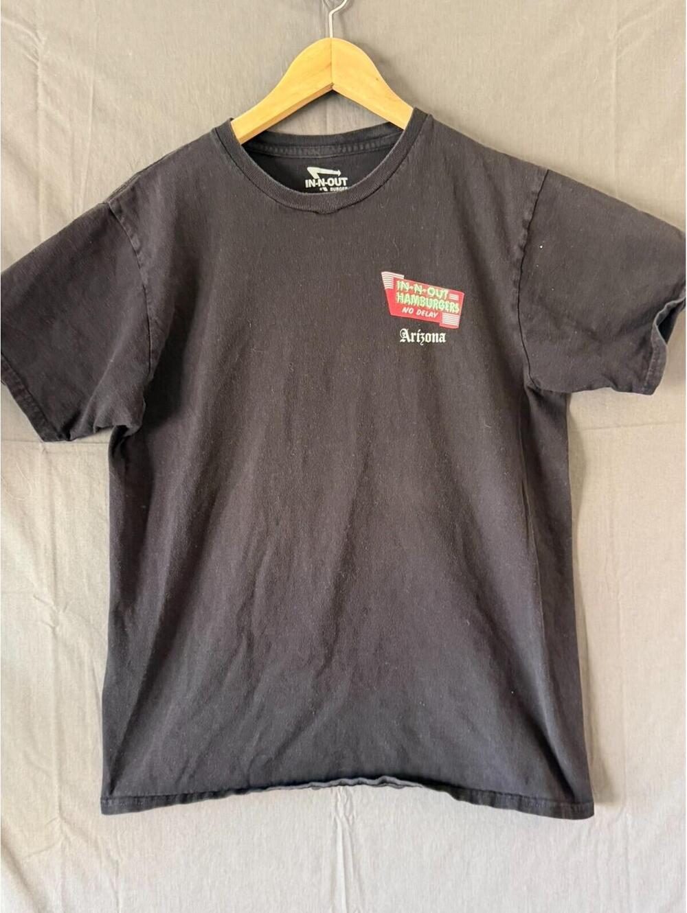 In-N-Out Burger Arizona Graphic T-Shirt Mens M Black Muscle Car Neon Sign Double